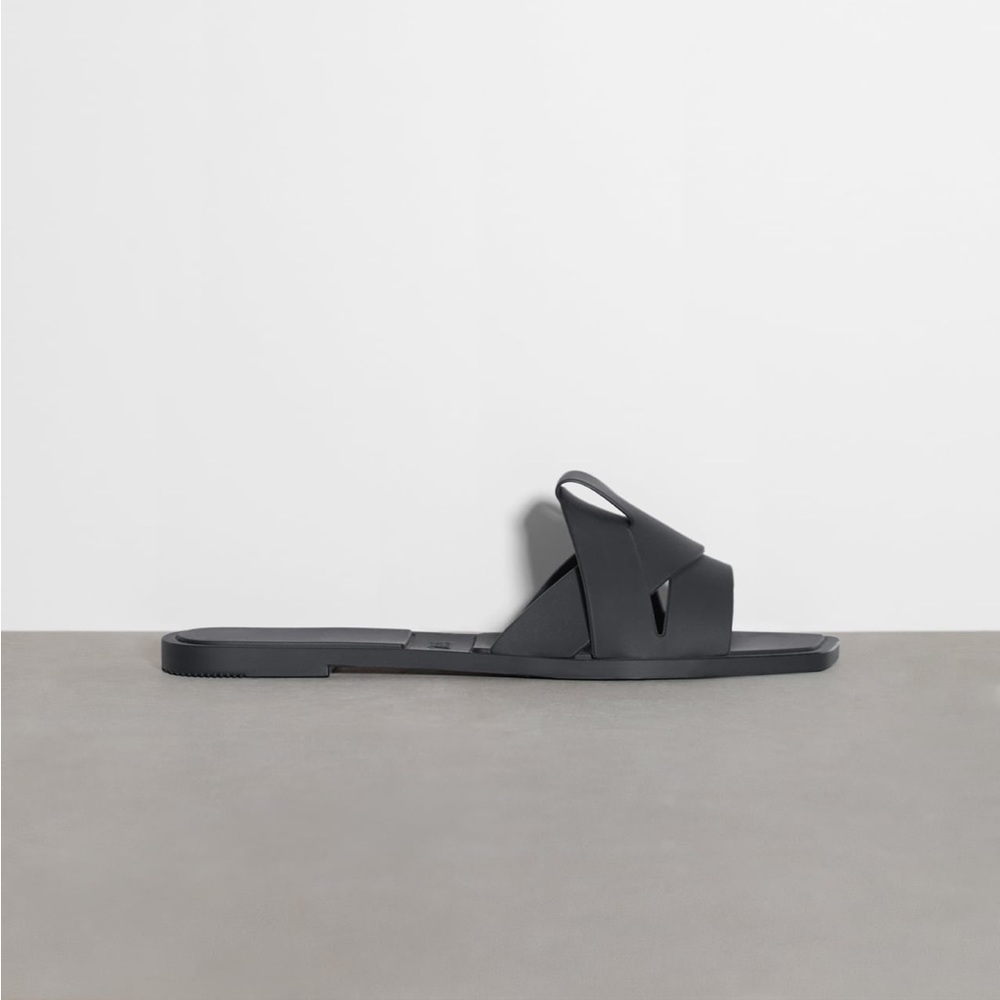 Rubber slides